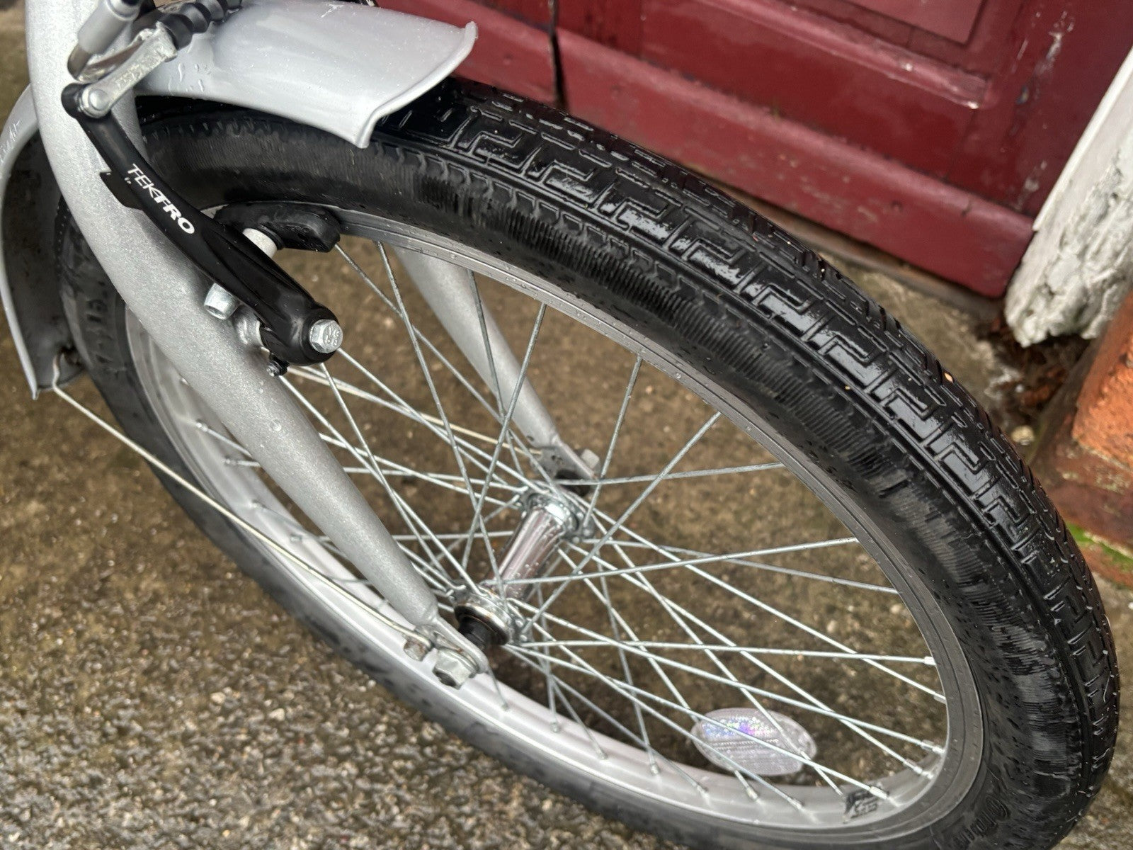 Raleigh Folding Bike 6 Speed Shimano Revishift 20” Wheels Well Maintained