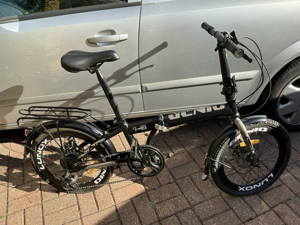 Genio Lenox 1.0 Folding Bike 20" Wheels Black. Spares Or Repair