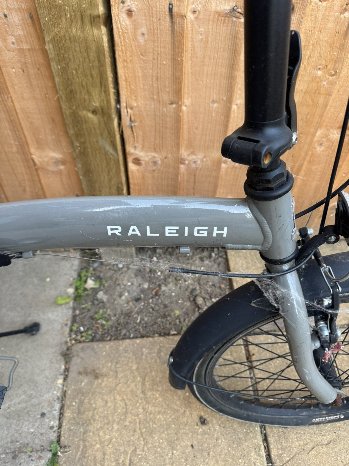 Raleigh Evo Two Folding Bike - Grey – Superb Condition - White decal