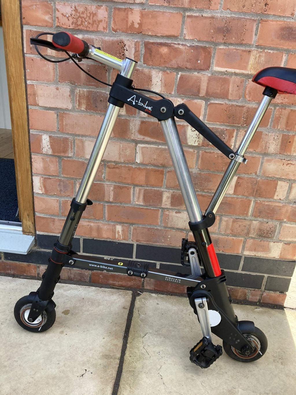 Clive Sinclair A-Bike Plus Folding Commuter Bike with Pump