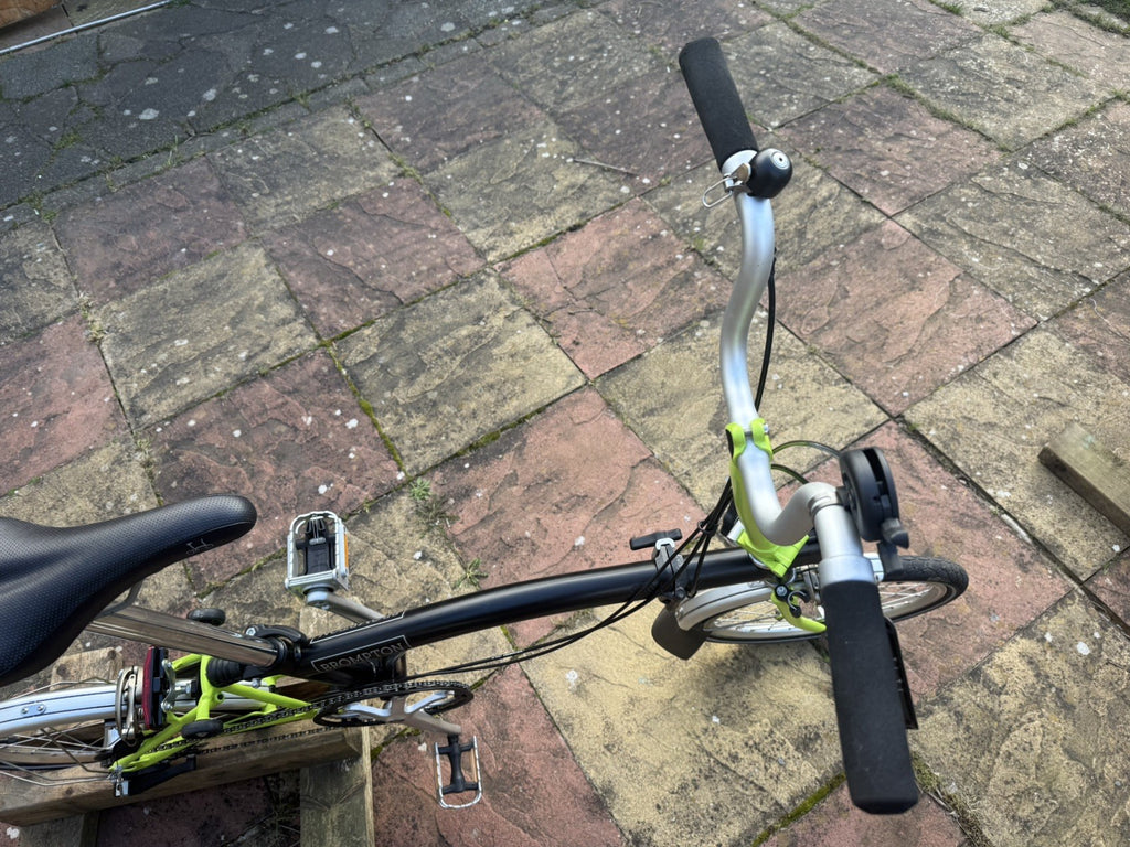 2015 Brompton S3L Folding Bike 3-Speed, Green Including Carry Bag and Case.