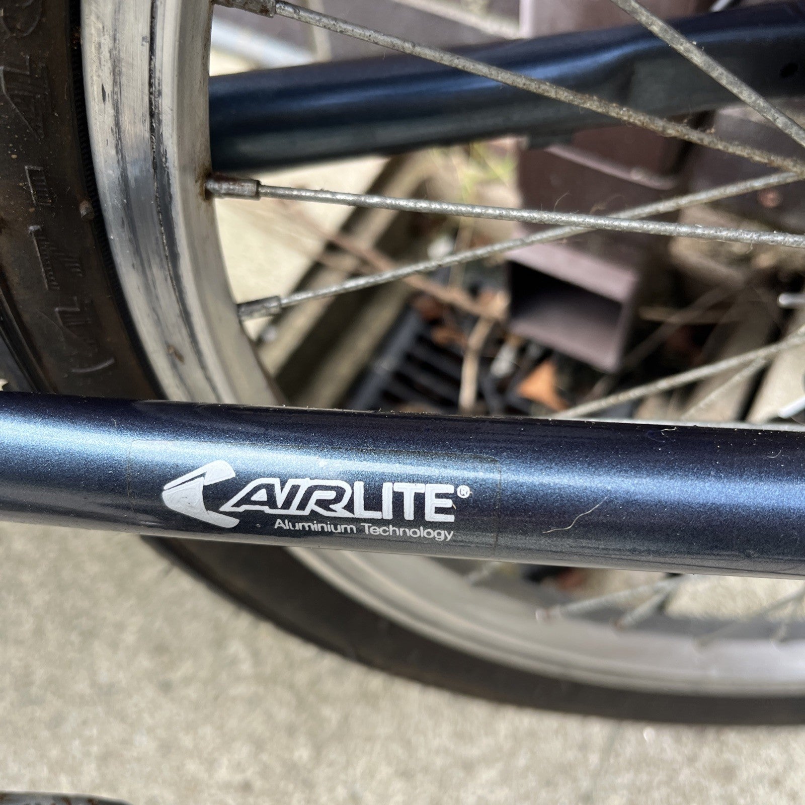 Raleigh Evo 2 Folding Bike 7-Speed Shimano Gears