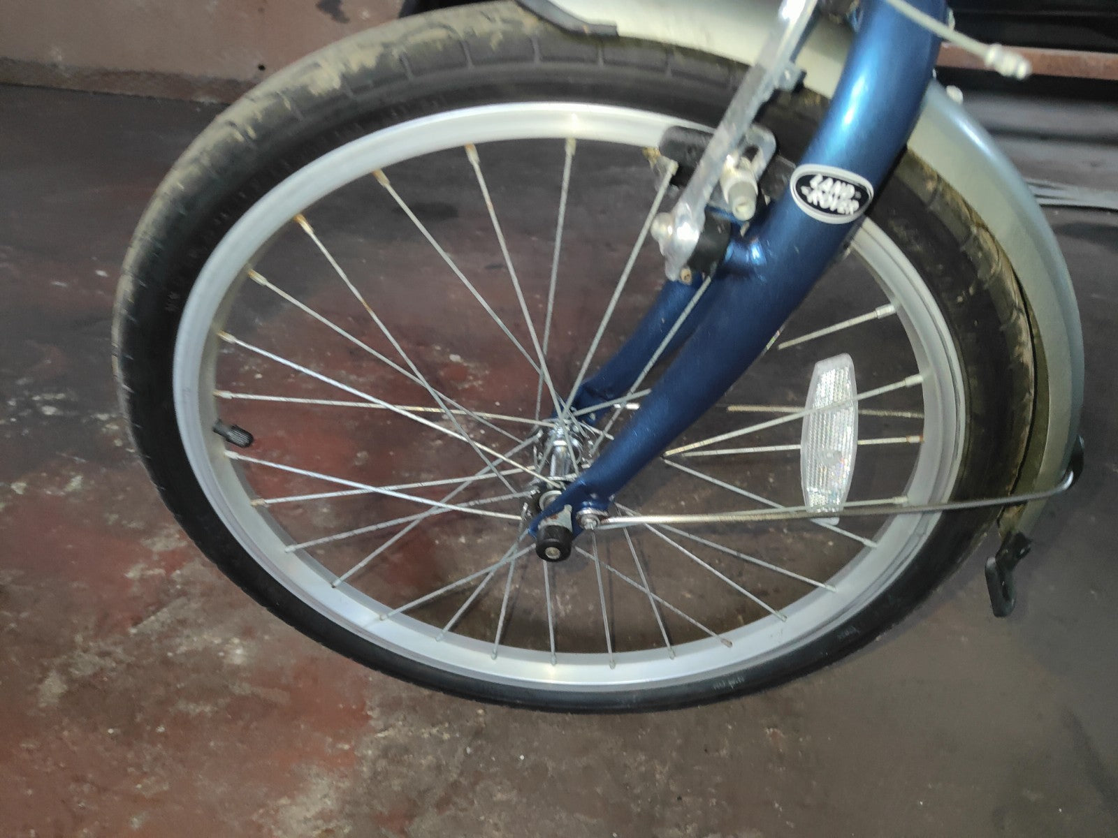 Land Rover City Lite Folding Bike 6 Speed , 7005 Aluminium Frame & Carry Bag