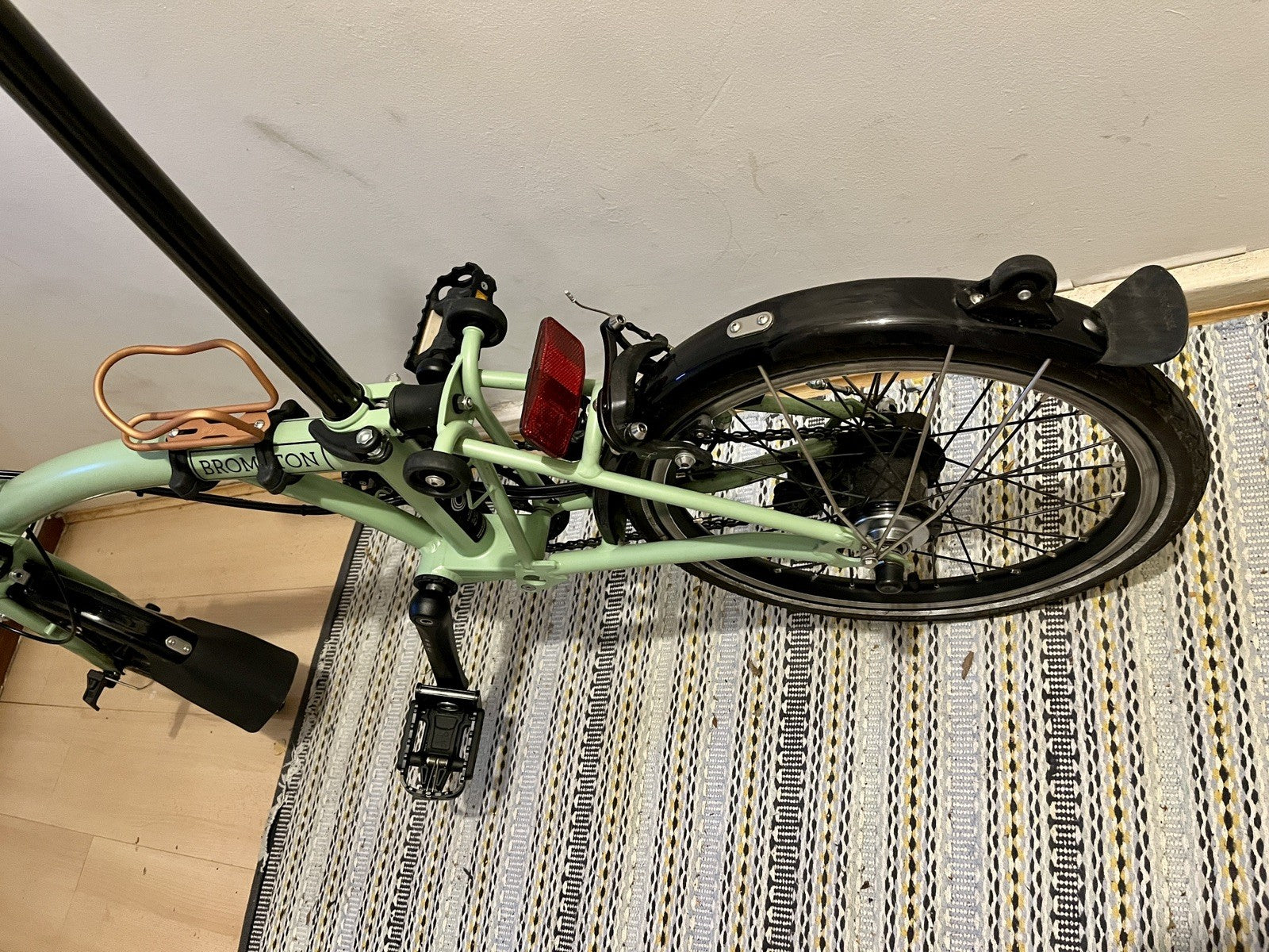 Brompton Bike 6-Speed Explore, Matcha Green M Handlebar