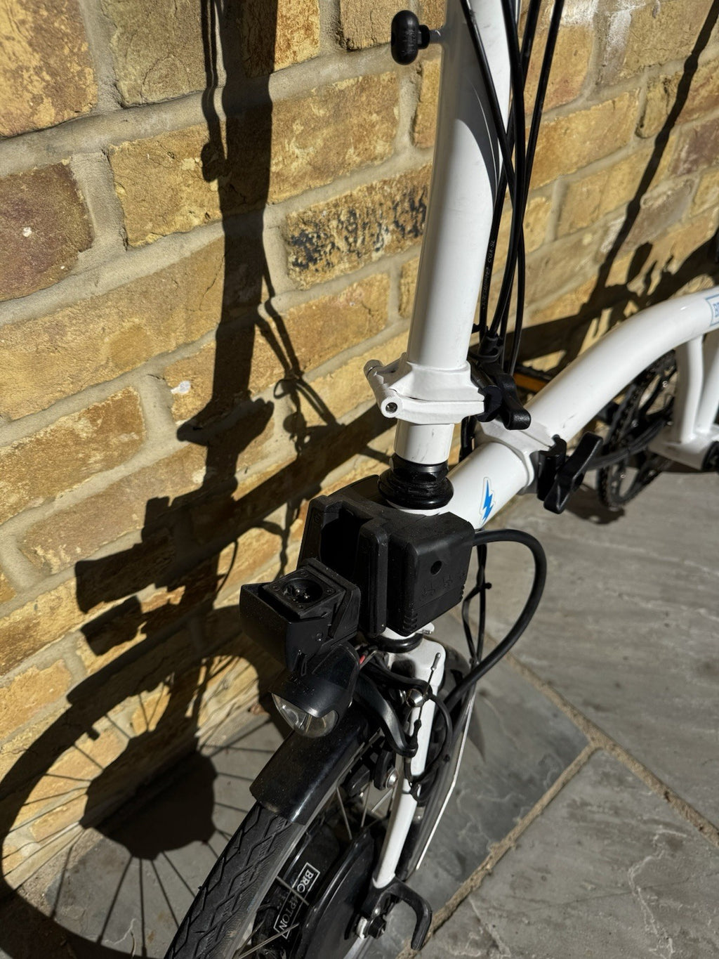 Brompton M6LE white with Bag - Used Condition - folding bike