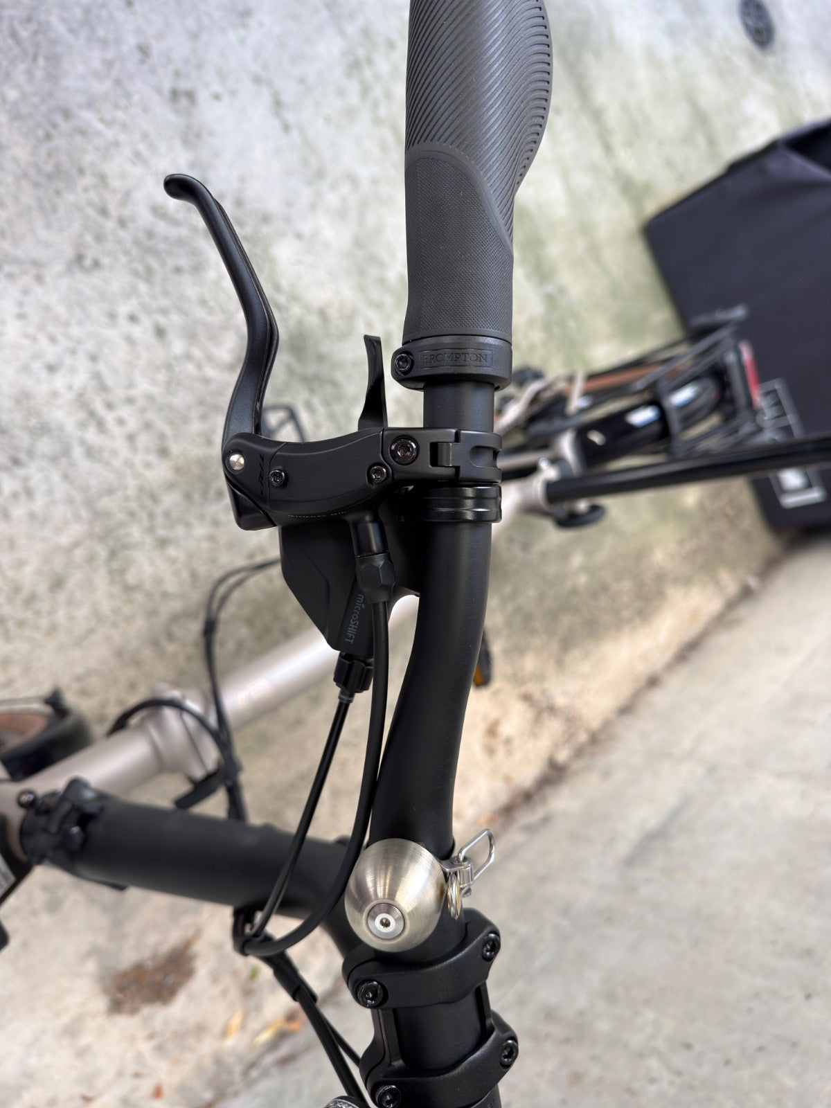 Brompton G Line with Superoll & Handlebar control E-Motiq System 4 speed & extra