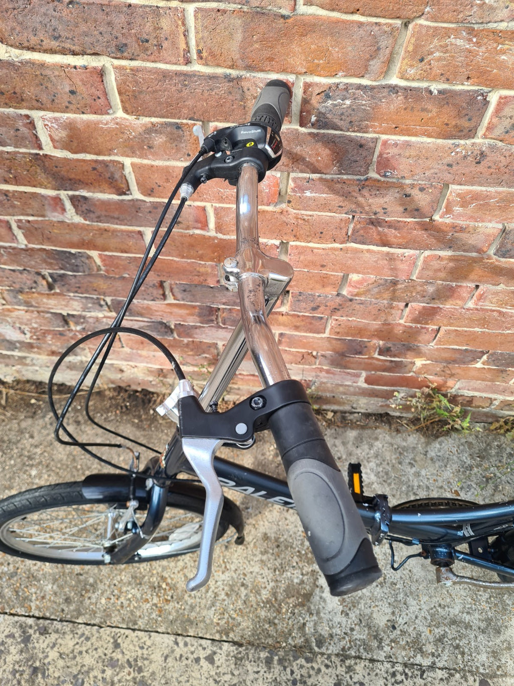 Raleigh EVO 7 SP Folding Bike Grey Bicycle 20" Wheels