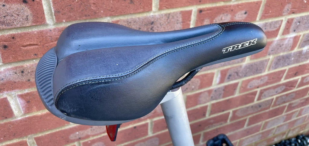 Folding Bike Trek F400 Navigator lightweight commuter designed by Dahon.