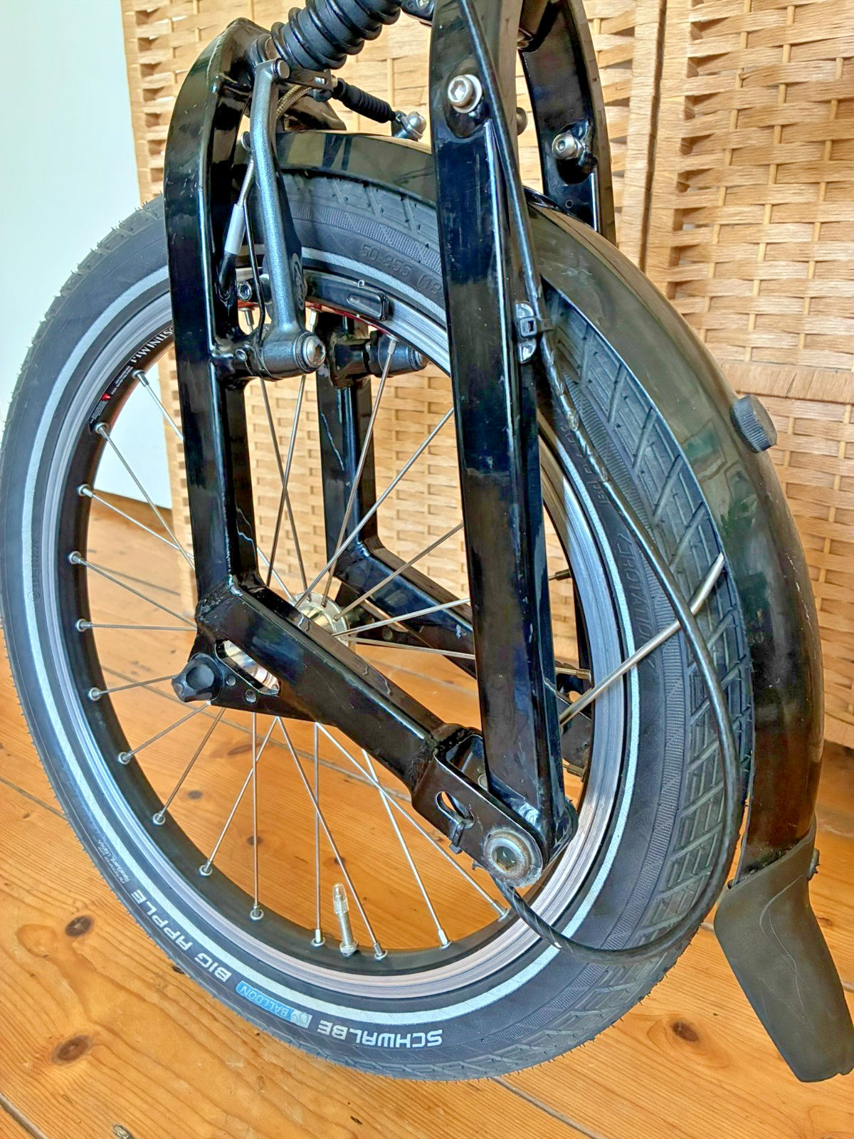 Birdy City 8 Speed Nexus Folding Bike