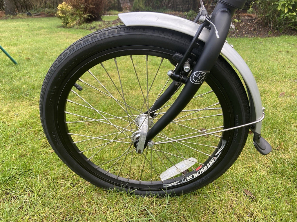 Claudebutler Cirrus folding Bike. Excellent condition. Circa 2012