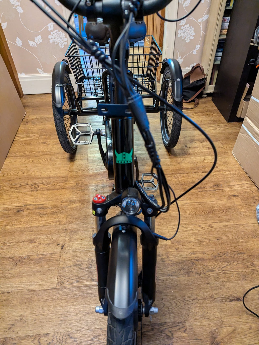 Jorvik Elite Jet E-20 Folding Trike with 20-inch Wheels