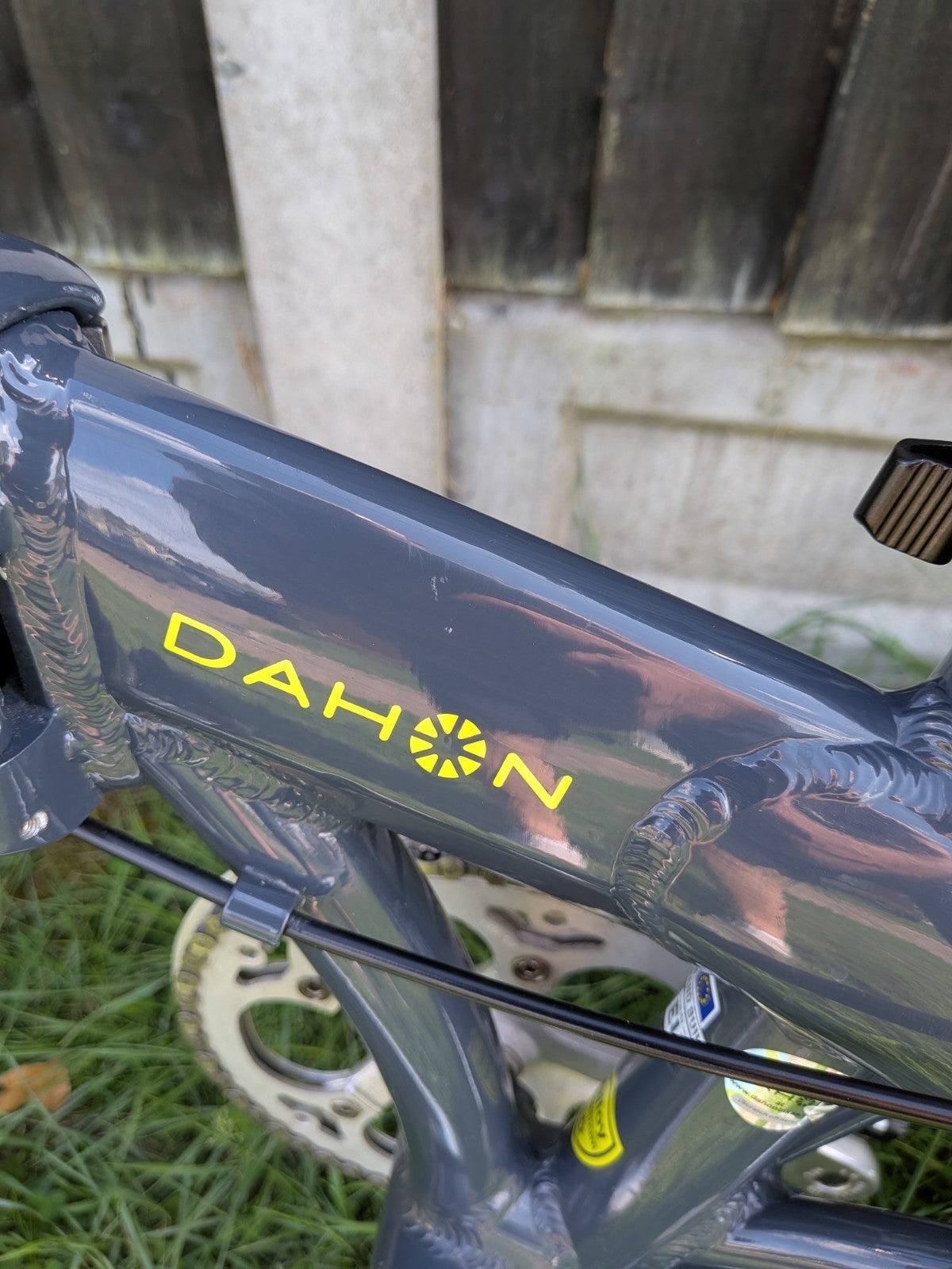 Dahon Mu P27 Folding Bicycle,27 Gears,20" Wheels,Carry Bag.Warehouse Find.2 Of 2