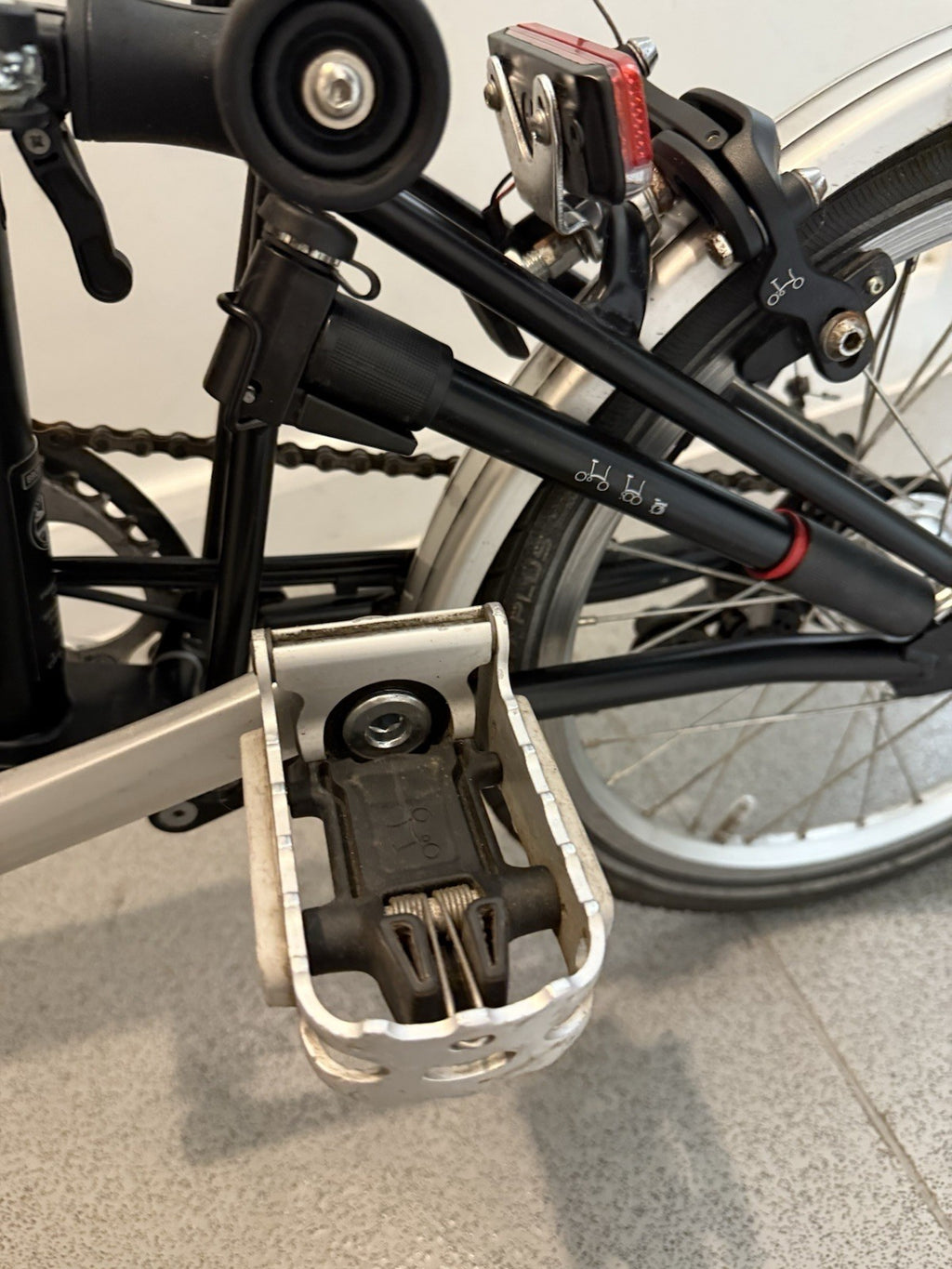 Bromptons 6 Speed 2020 Model with Dynamo Lights Excellent Condition