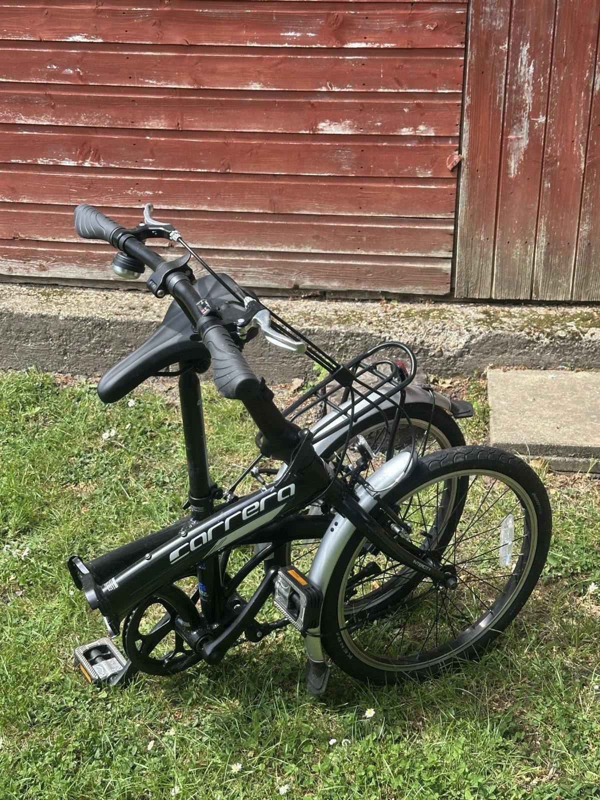 Carrera Intercity Folding Bike 8-Speed, Black