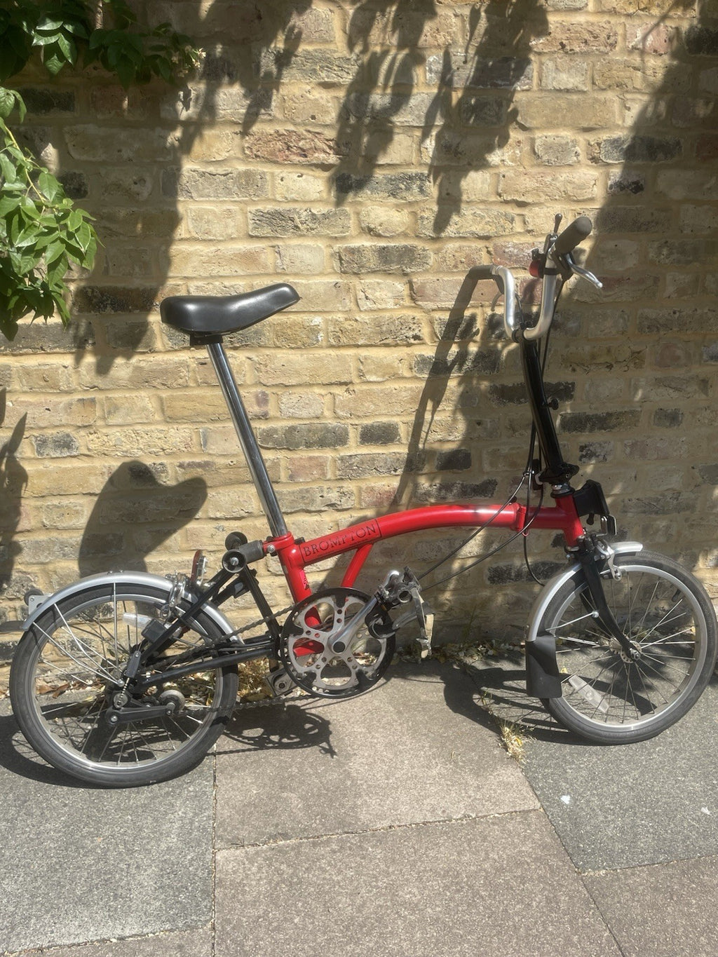 Brompton M3L Folding Bike - Red/Black