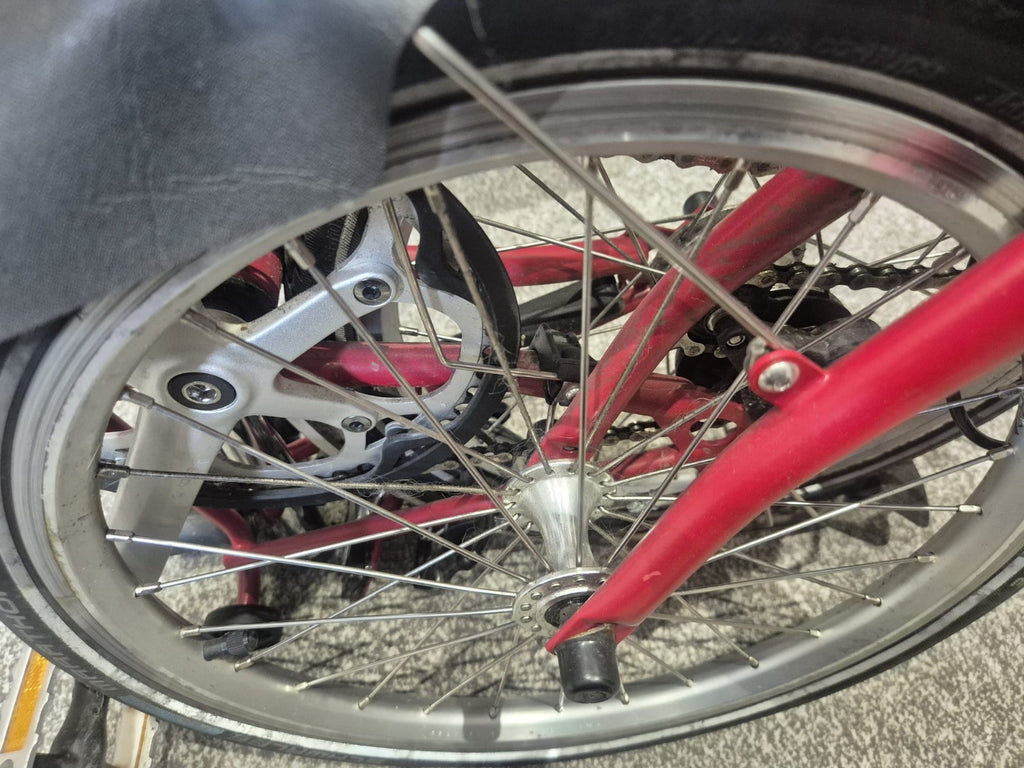 Brompton M3L Folding Bike 3-Speed, Red, Excellent Condition, Barely Used
