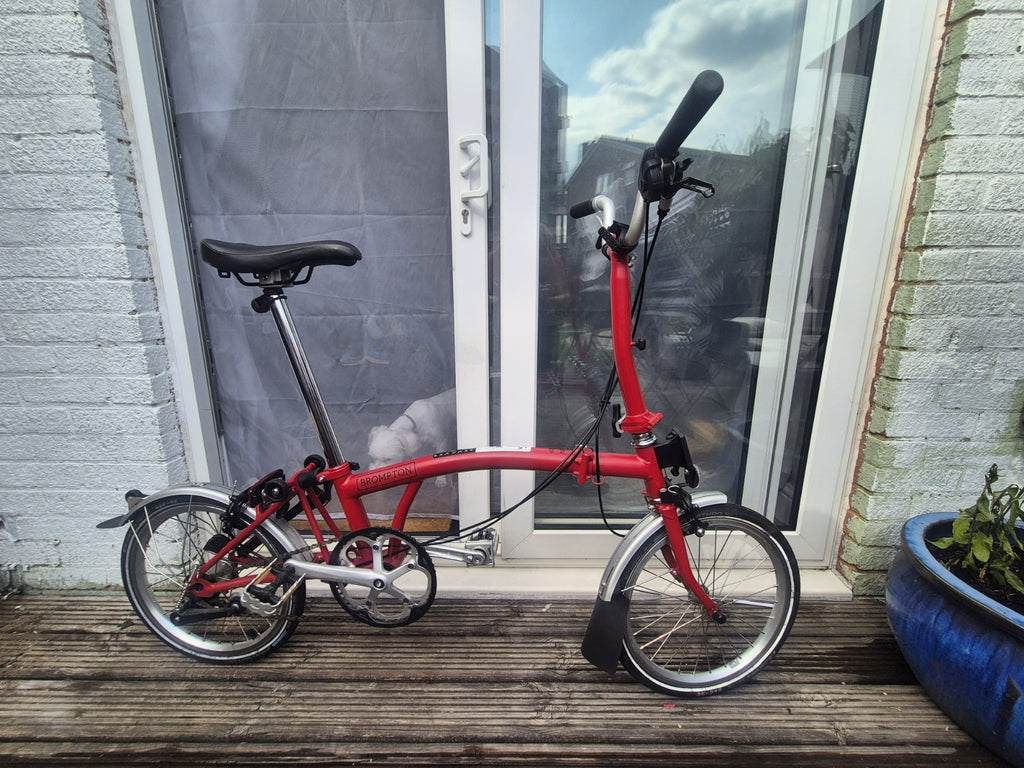 Brompton M3L Folding Bike 3-Speed, Red, Excellent Condition, Barely Used