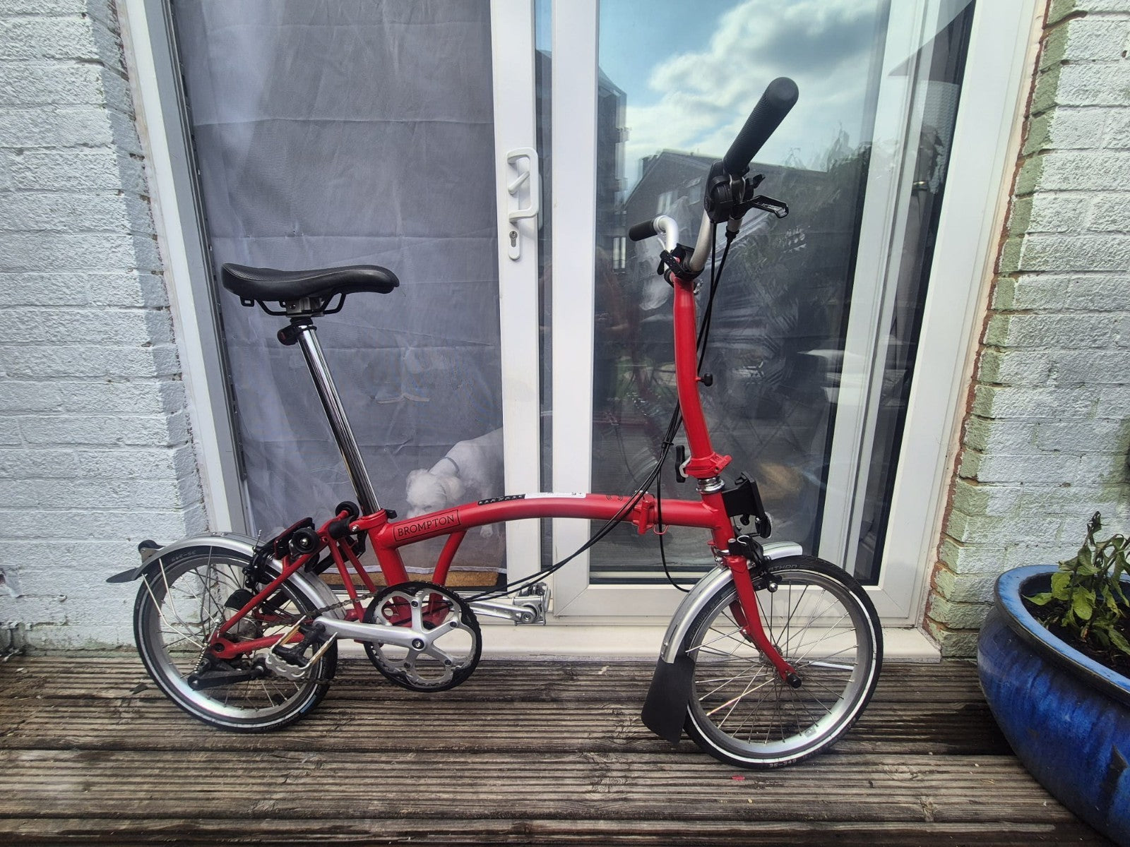 Brompton M3L Folding Bike 3-Speed, Red, Excellent Condition, Barely Used