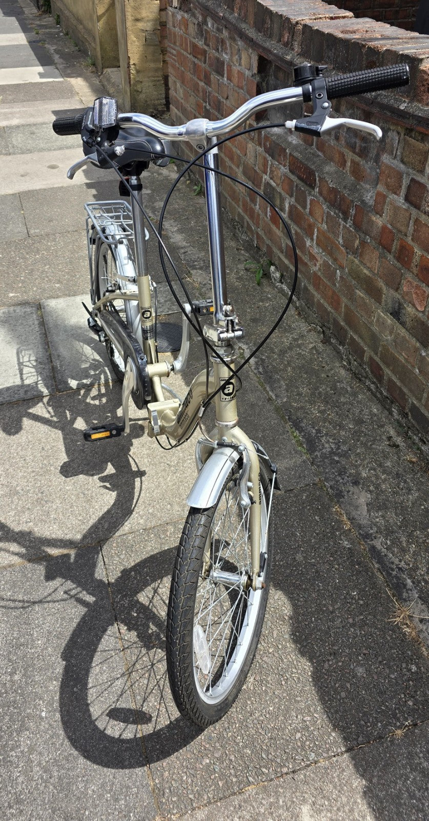Ammaco Folding Cycle 20 Inch Wheel,great Condition.neat Clean Some Accesories .