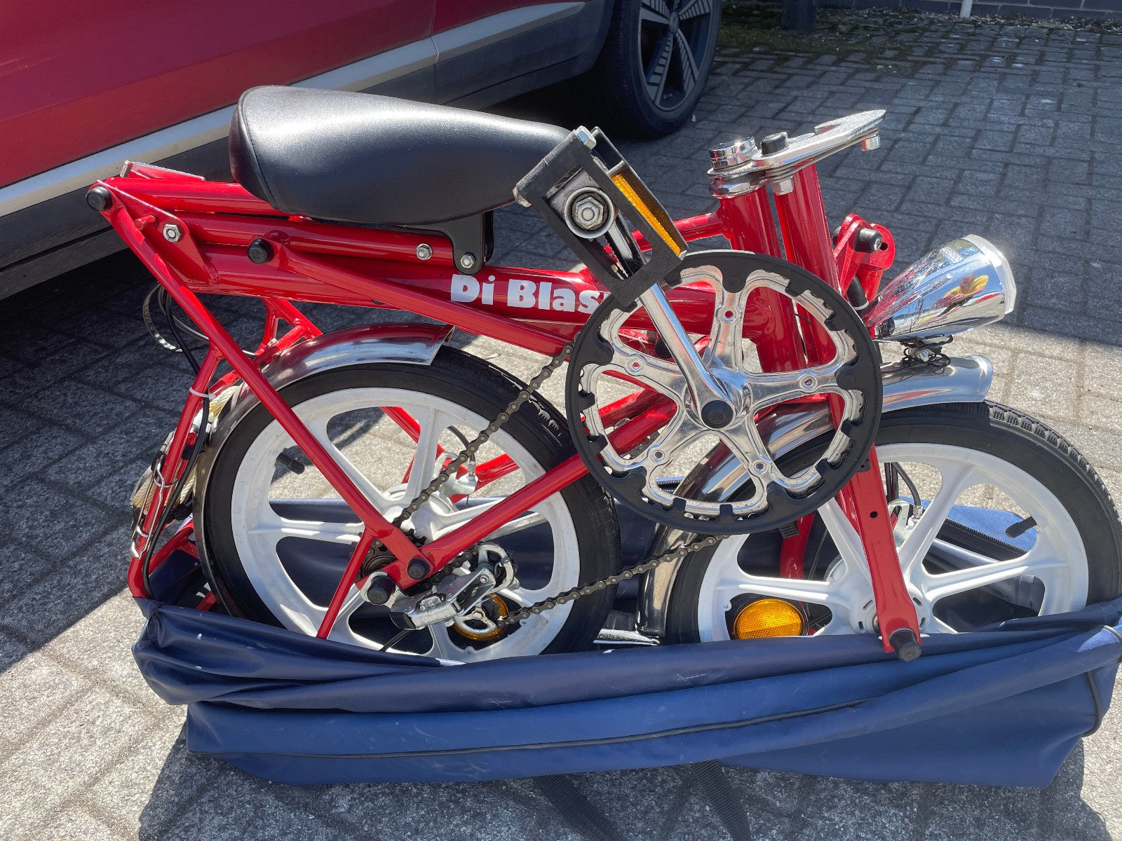2 x Classic Di-Blasi Folding Bike Black 4 Spd Drum Brakes Nylon Wheel RED/BLACK