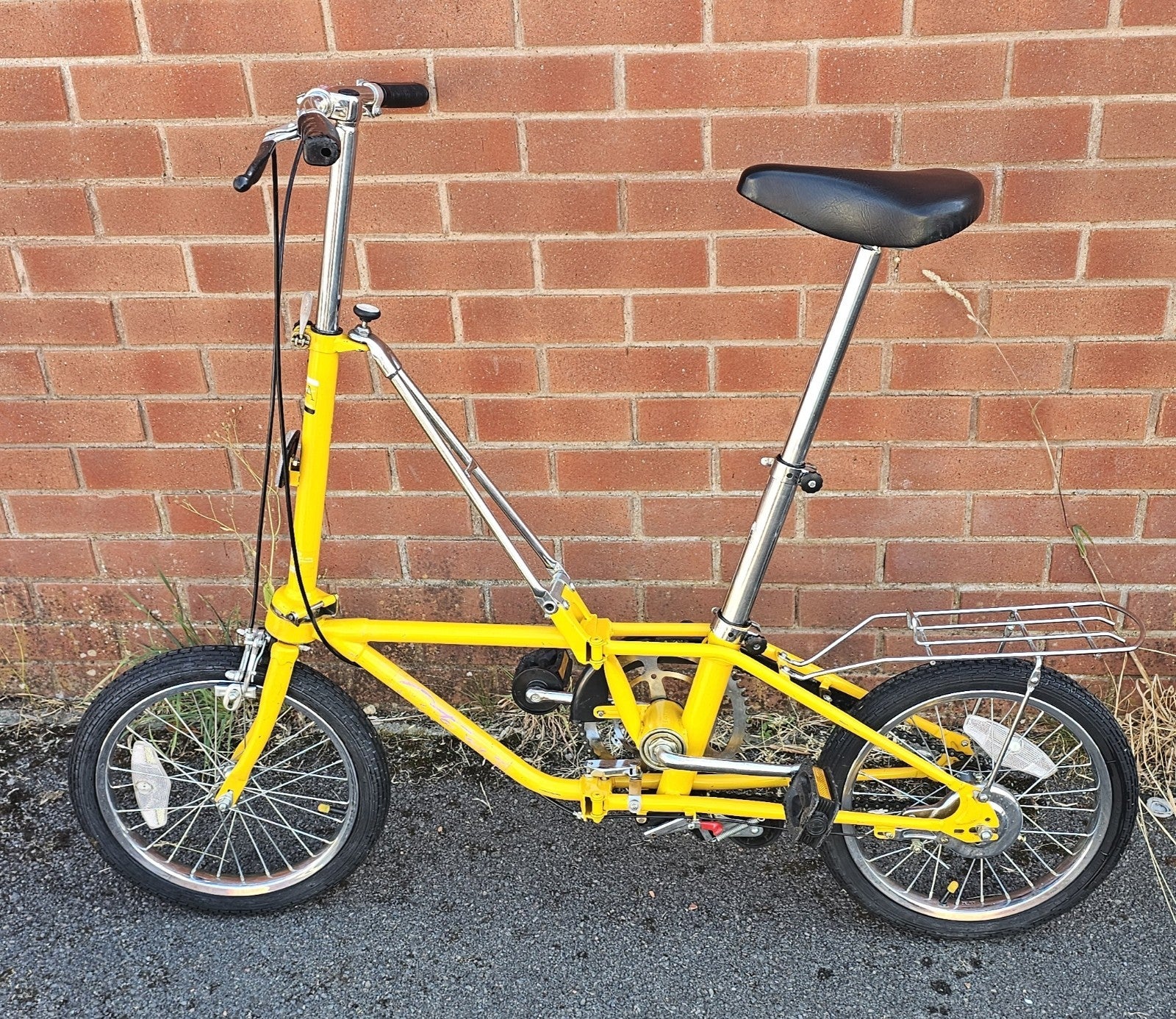 Vintage 1984 Dahon GETAWAY Folding Bike. 16" Wheels. Mint