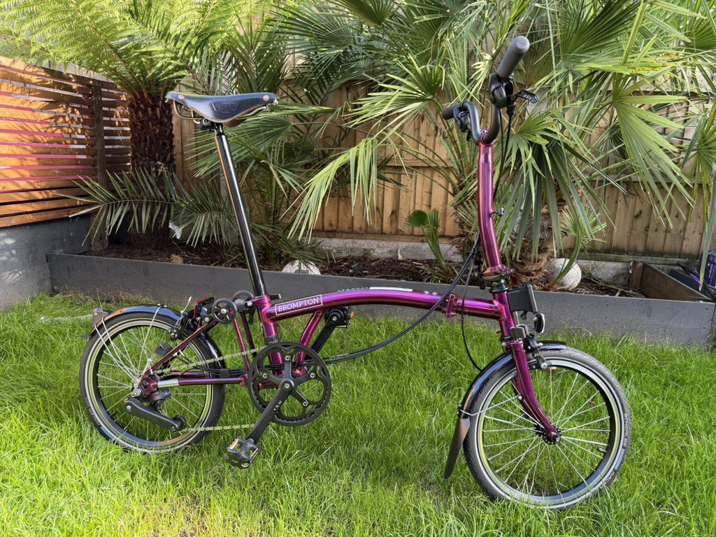 Brompton bike C-line 12-speed 2025 mid bar Amethyst Lacquer