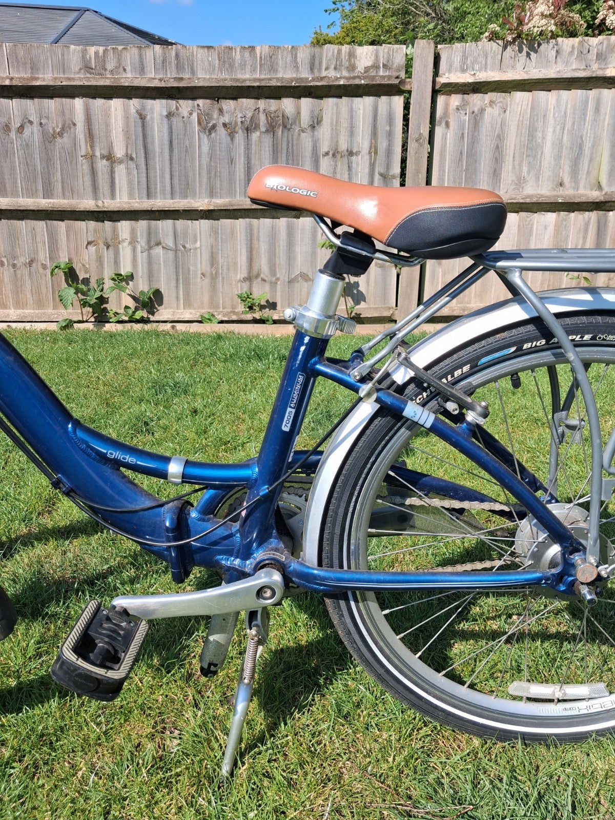 Dahon Glide 7005 Folding Bike 20" wheels - excellent condition - collection only