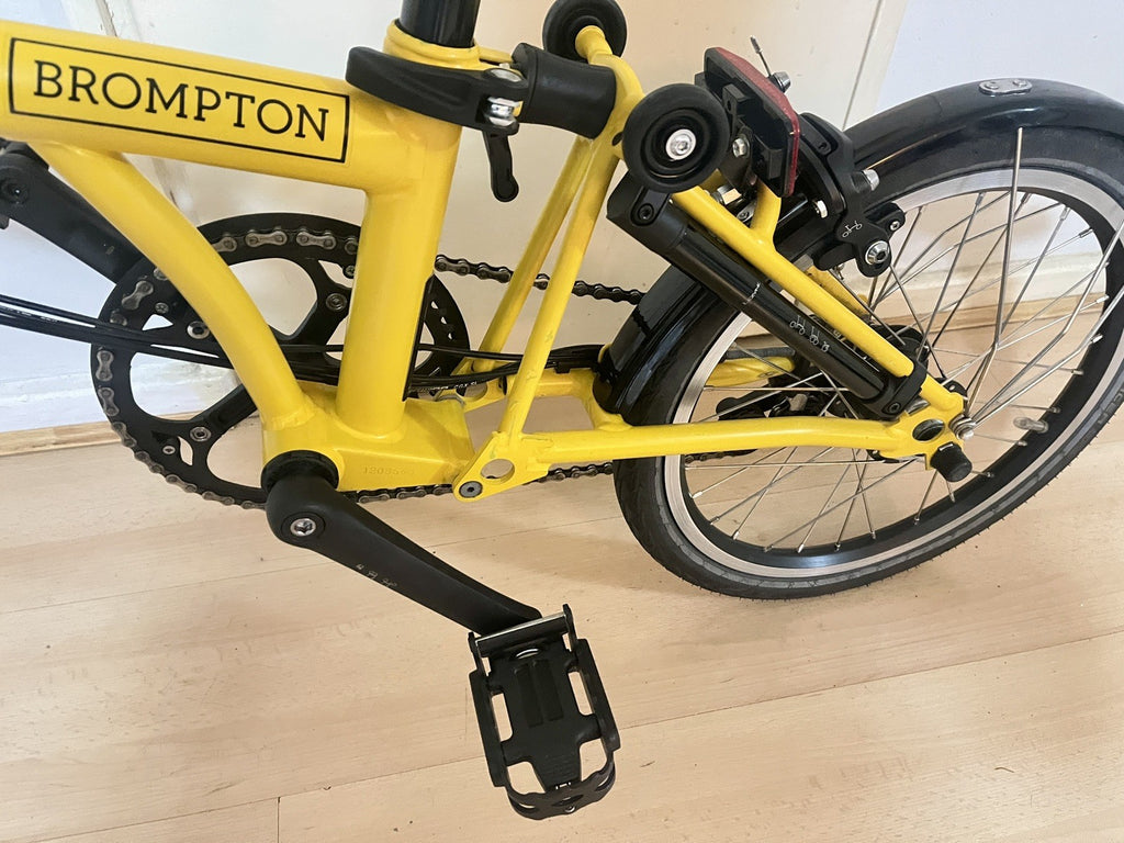 Brompton C Line Explore 6-Speed Bumblebee edition, 2025, Mid Handlebar, Exc Cond