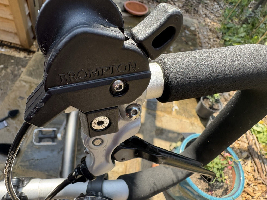 Brompton P6R Black Folding Bike - 6 Speed 2015 with Luggage Rack and Bungees
