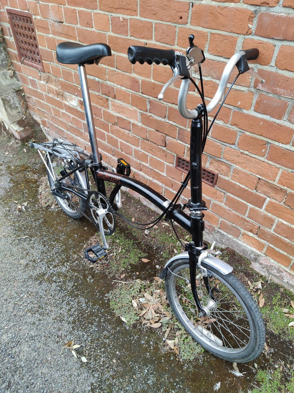 Brompton Folding Bike - 3 Speed - Very good condition - Black