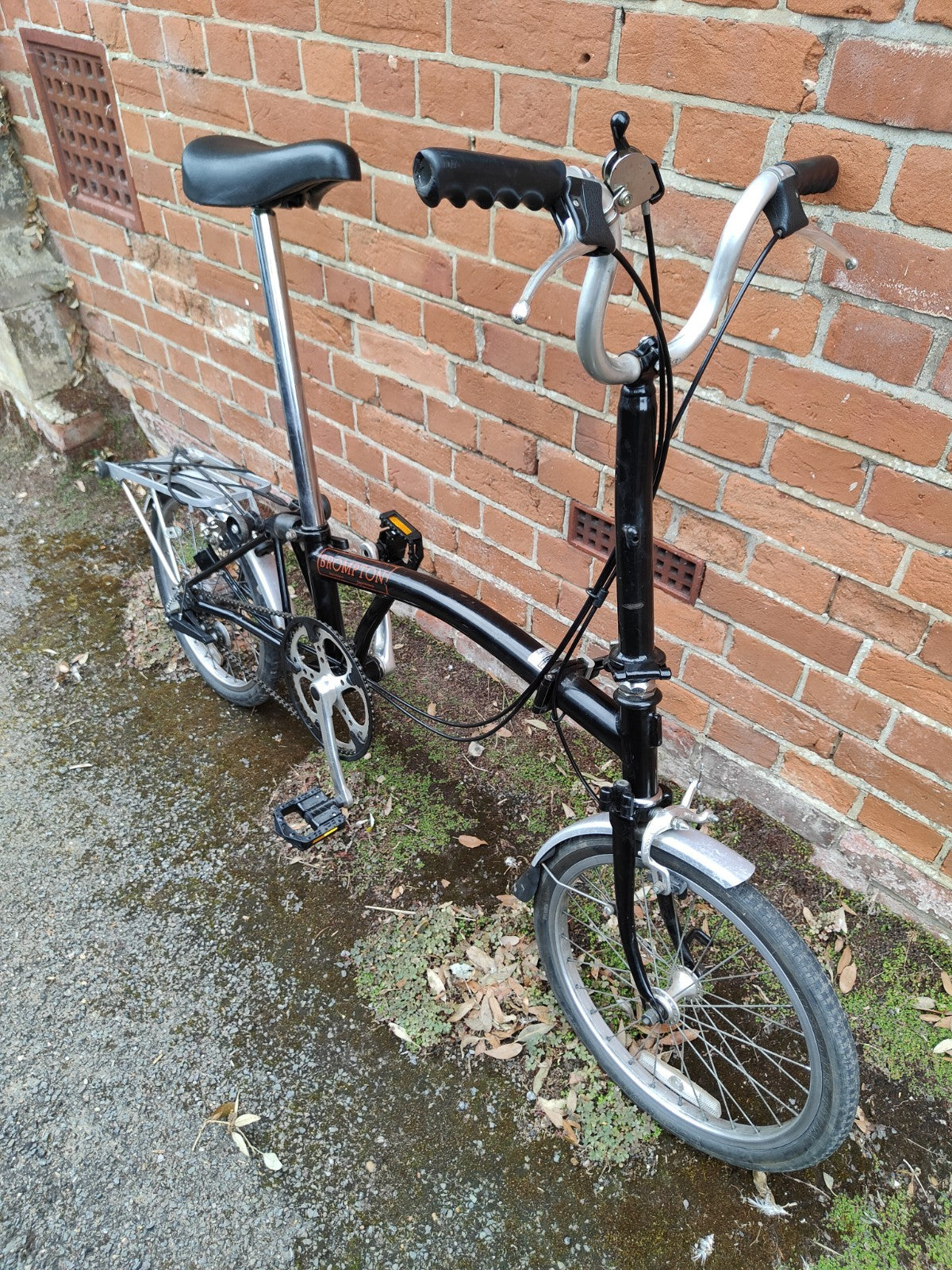 Brompton Folding Bike - 3 Speed - Very good condition - Black