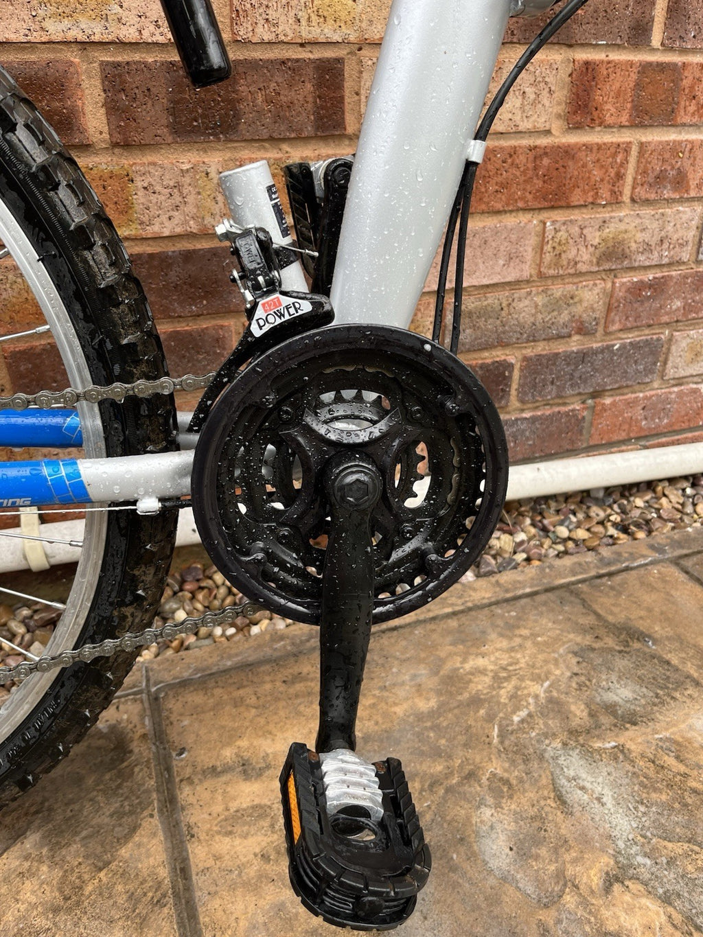 Challenge FOLD26F 26in Folding Mountain Bike 18 Speed Front Sus, V-Brake