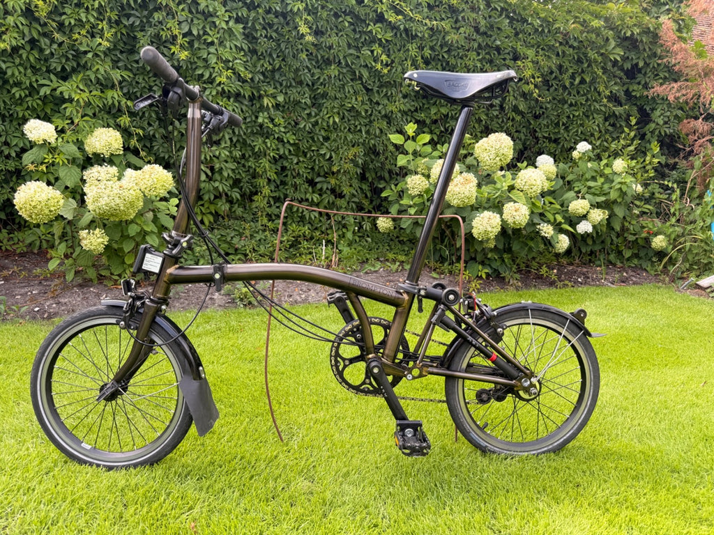 Brompton S6L Black Edition Black Lacquer 6 Speed Brooks B17 + Pump