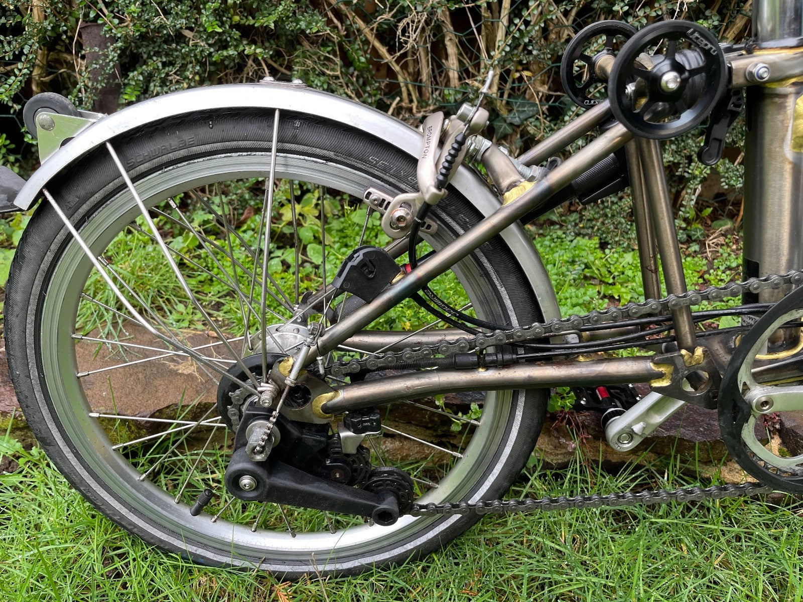Brompton M6L 6 speed dynamo lights raw lacquer Brooks saddle, bag