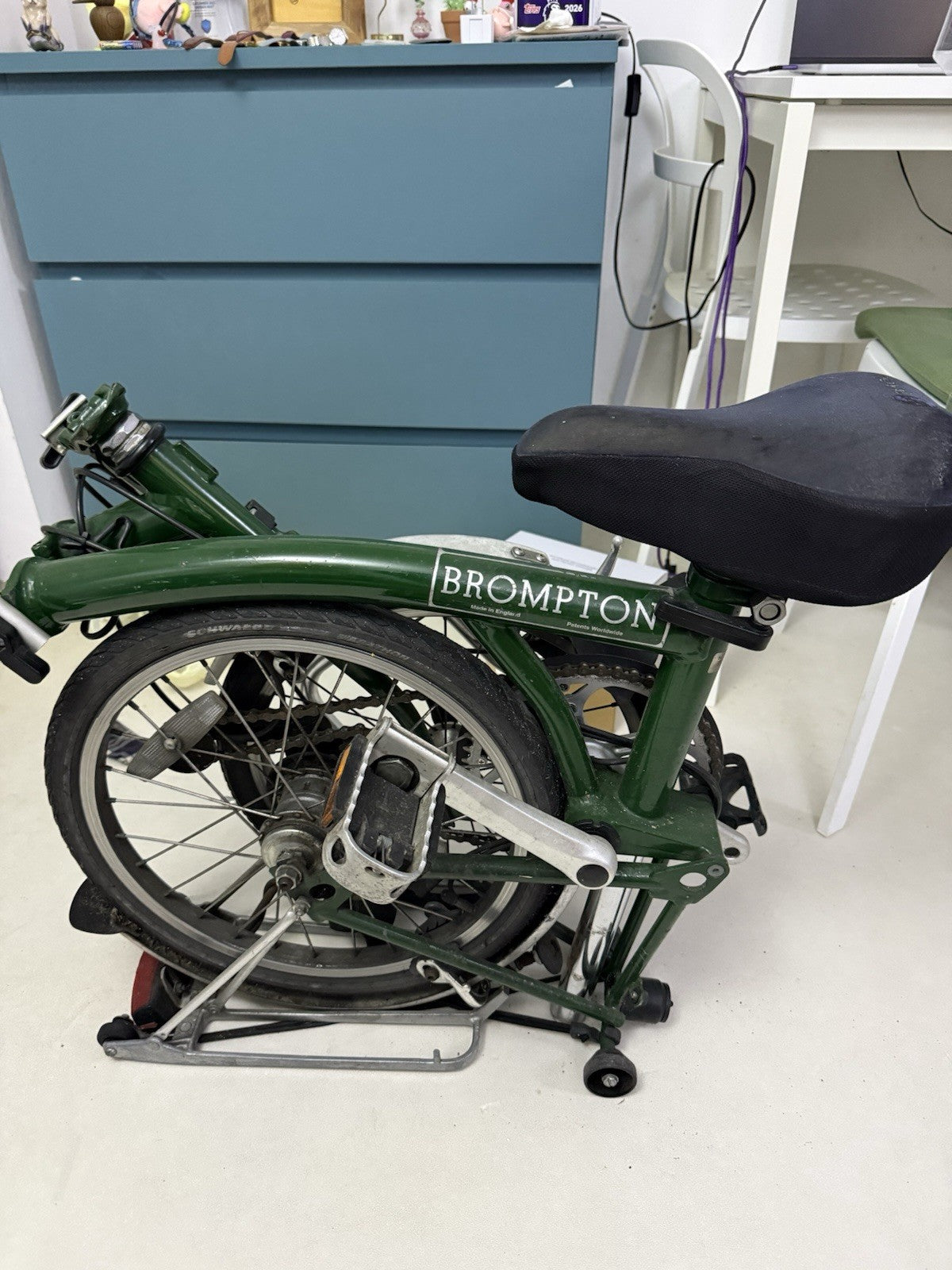 Brompton M3R Folding Bike Green, Mudguards & Rear Rack, Side Pull Caliper