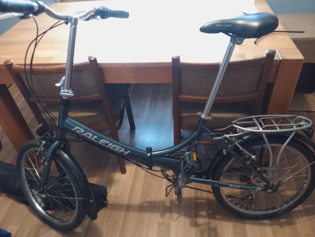 Raleigh Evo 7SP Folding Bike