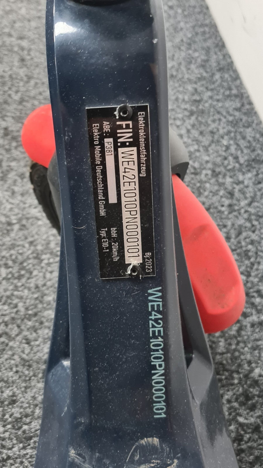 Red Bull RS 1000 Racing E - DAMAGED *READ DESC*