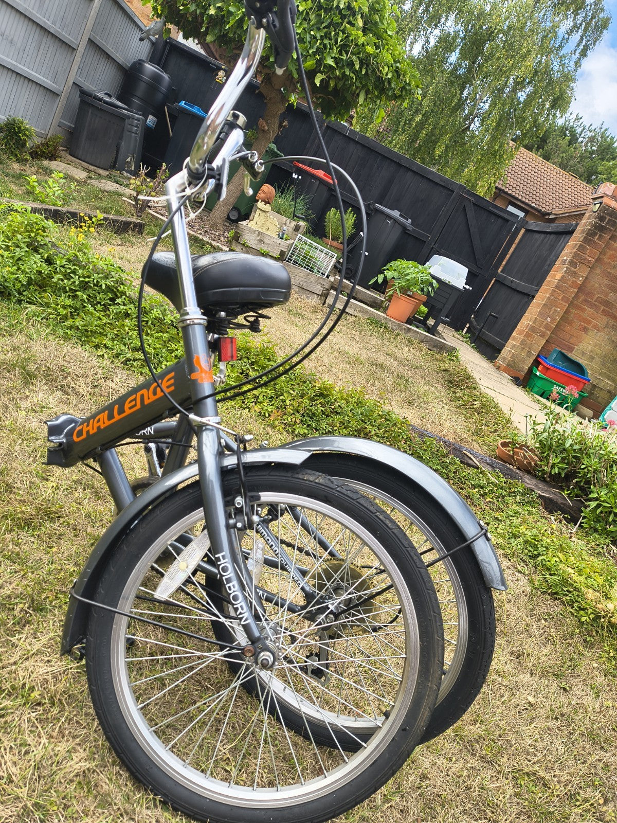 Holborn Challenge 20-inch Wheels Folding Bike Unisex  6 Gears COLLECTION ONLY