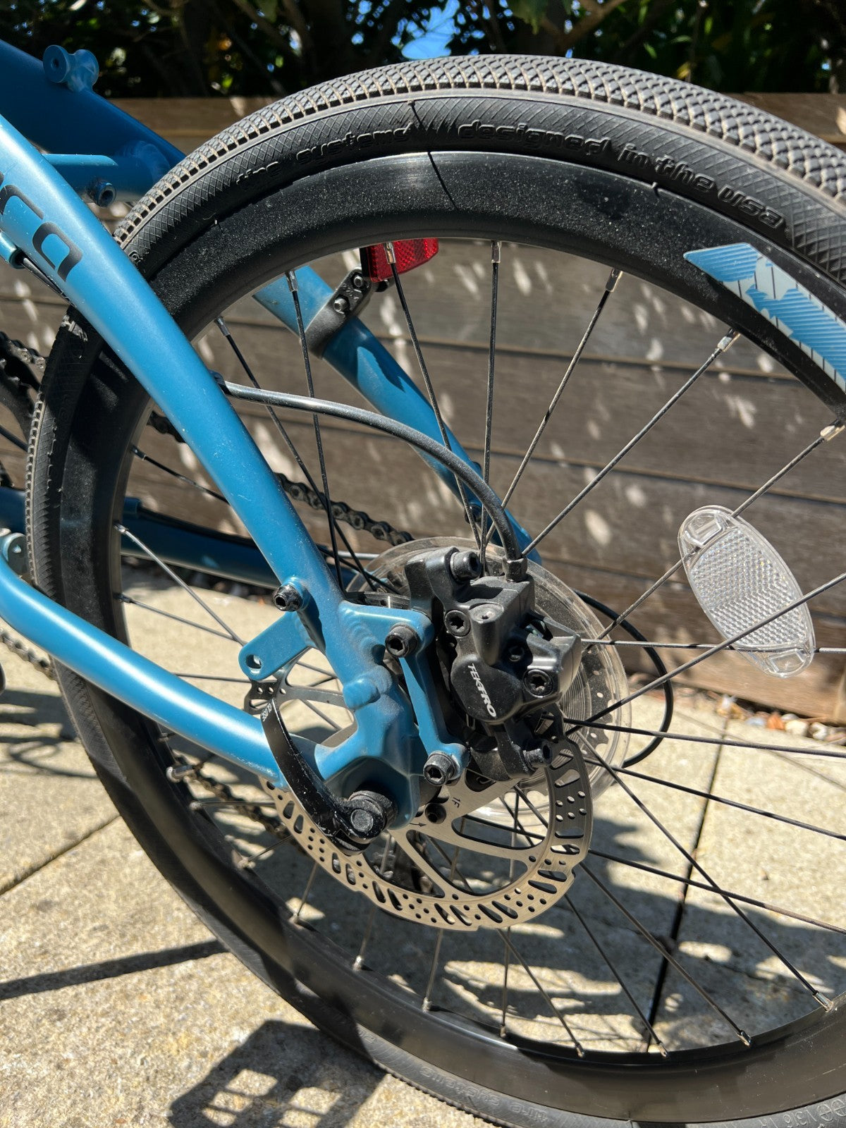 Carrera Intercity Folding Bike 20" Wheels