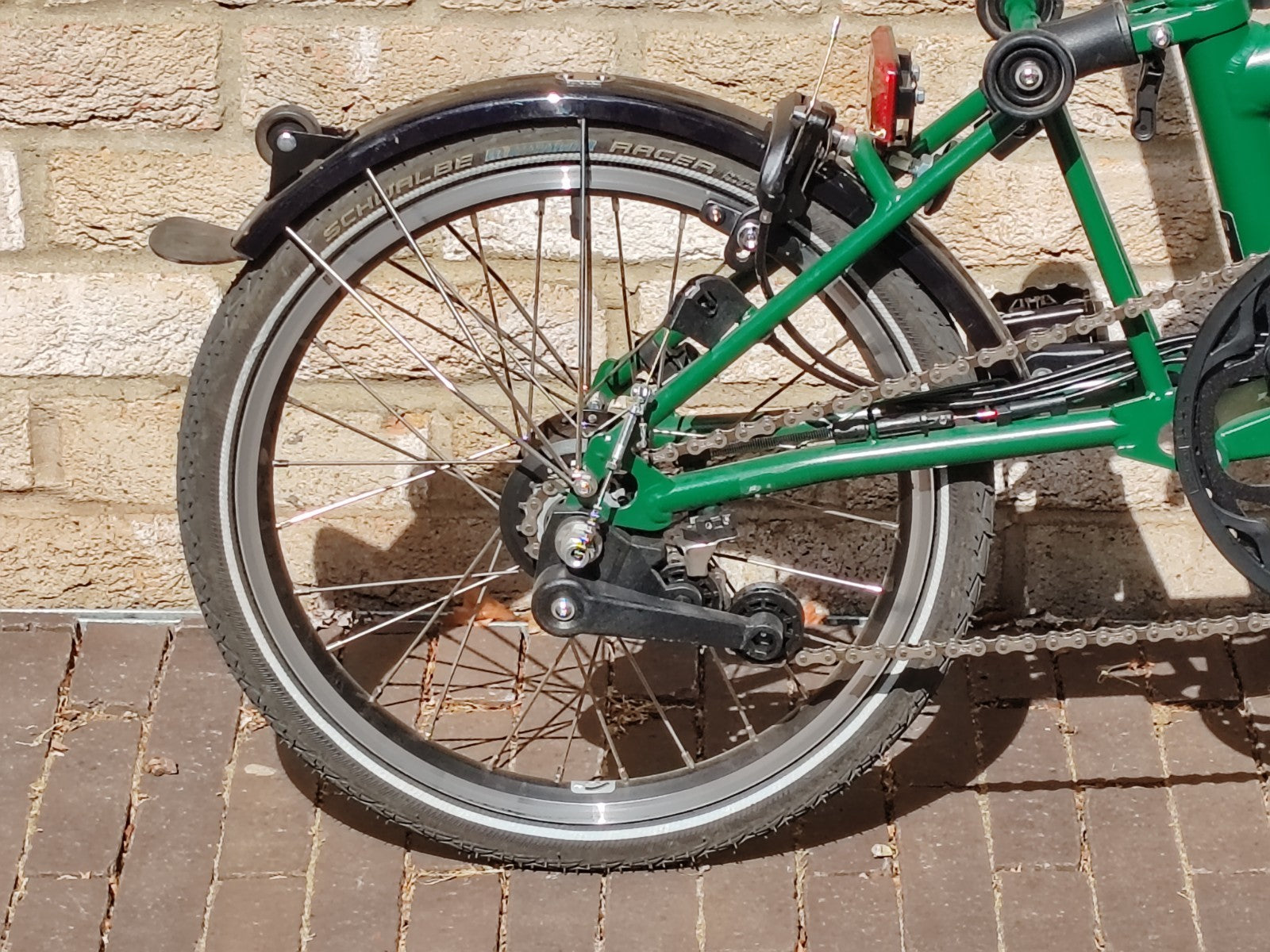2024 Brompton C Line 6 Speed Folding Bike – Racing Green – Great Condition