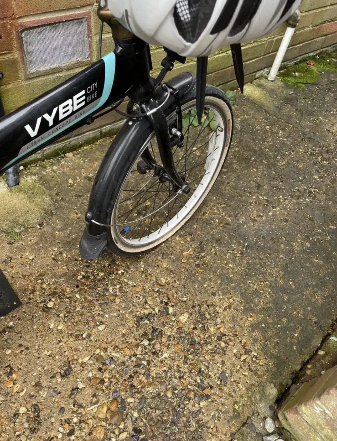 Vybe D7 Folding Bike 20in 7 Speed Aluminium, Foldable Rear Rack Black/Blue