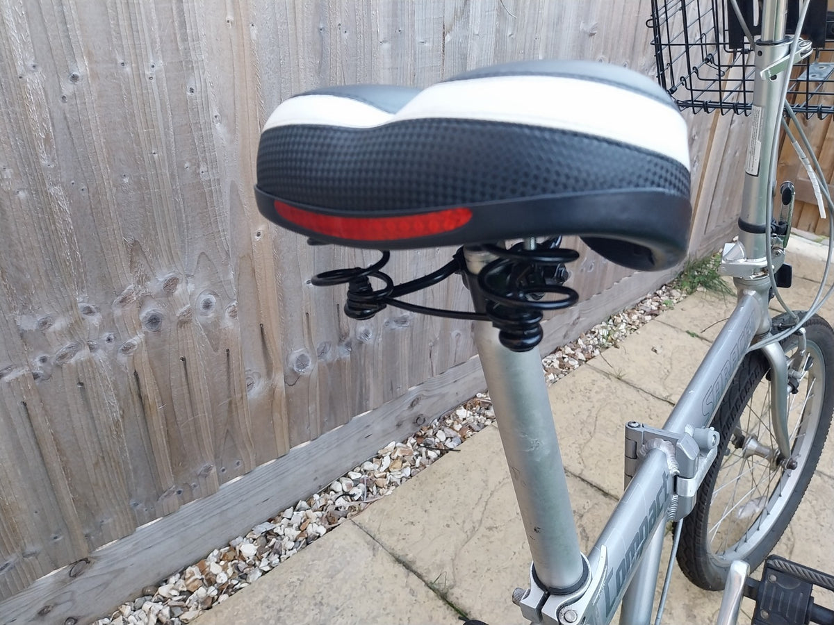 Folding 20-inch bike, Saracen Compact, 6 speed