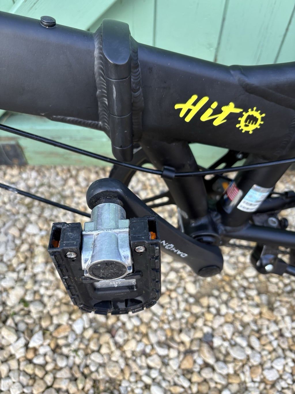Dahon Hit 6-Speed Folding Bike Black, Lightweight