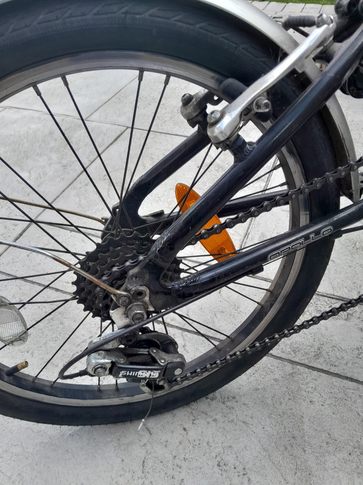 Folding Bike - 20" wheels - 6 gears - Apollo Transition