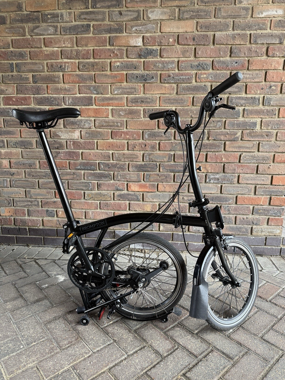 Brompton M6L Black Edition 6 Speed Folding Bike With Toolkit And Messenger Bag