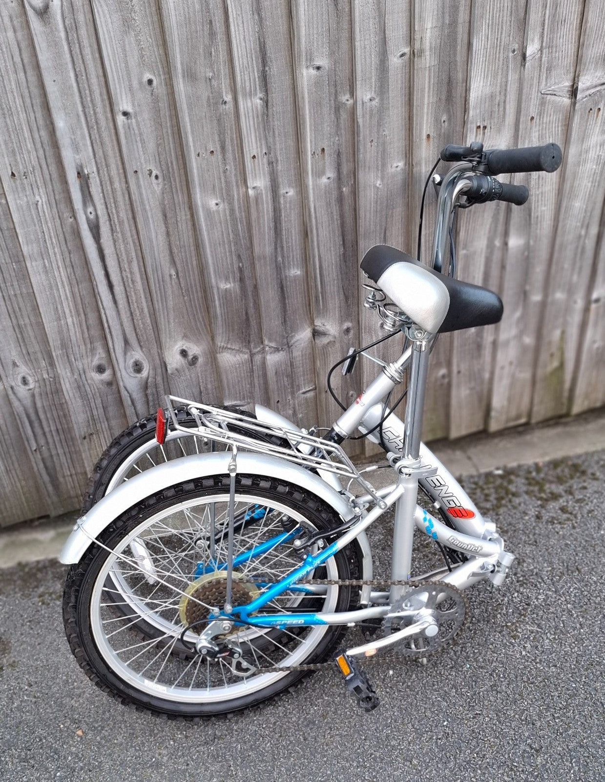 Challenge Gauntlet Unisex 20" wheel Folding Bike – Excellent Condition