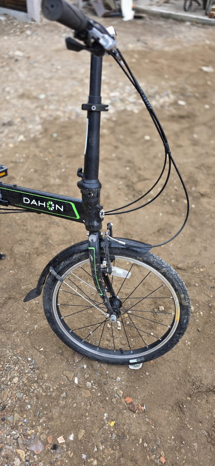 Dahon Vitesse Alloy D8 folding commuter bike, Obsidian black,  superb Condition