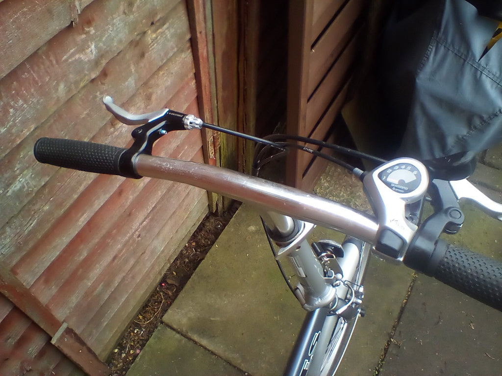 Dawes folding bike 6 gears 20 in wheels  used