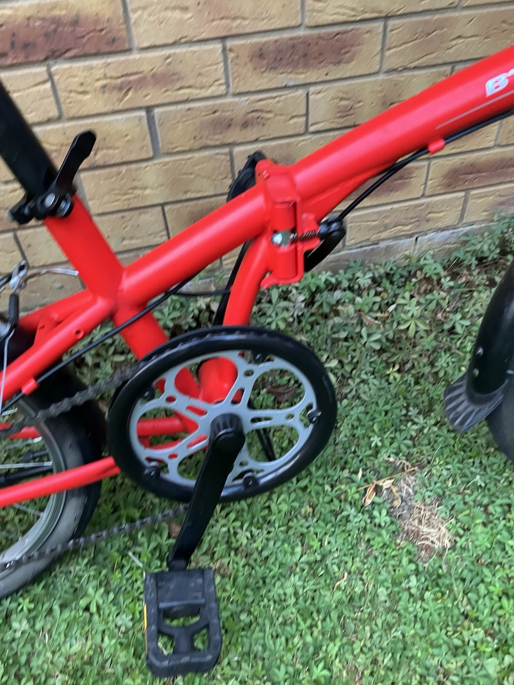 BTWIN Folding Bike 20″ | Urban Commuter Bicycle | 6-Speed Bike | Great for City