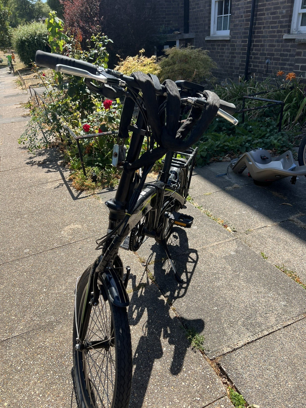 Carrera Crosscity E 20in Folding bike Black/Green collection Greenwich